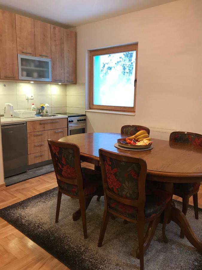 יהורינה Apartments Paradiso מראה חיצוני תמונה
