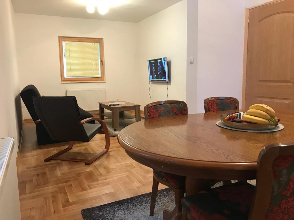 יהורינה Apartments Paradiso מראה חיצוני תמונה
