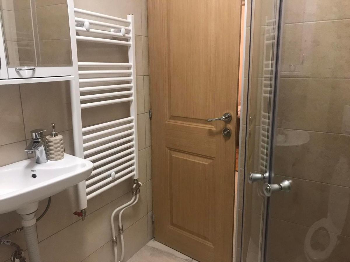 יהורינה Apartments Paradiso מראה חיצוני תמונה