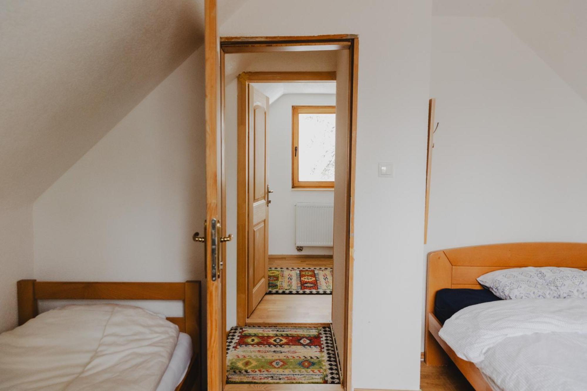 יהורינה Apartments Paradiso מראה חיצוני תמונה