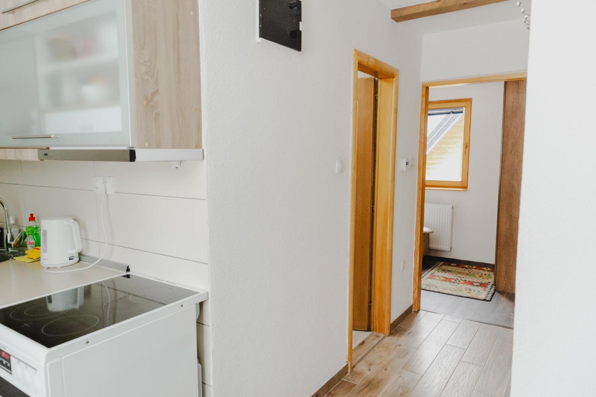 יהורינה Apartments Paradiso מראה חיצוני תמונה